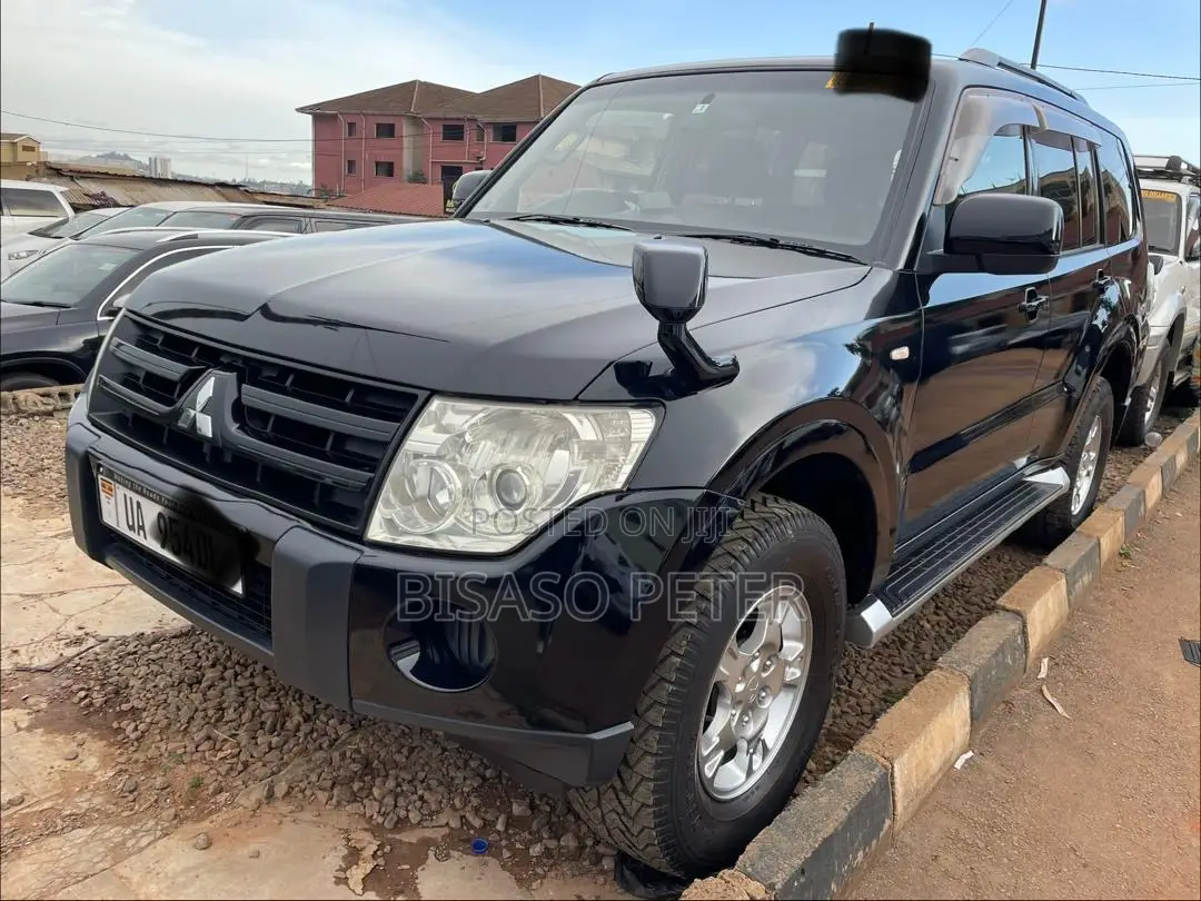 Mitsubishi Pajero 2008 Black