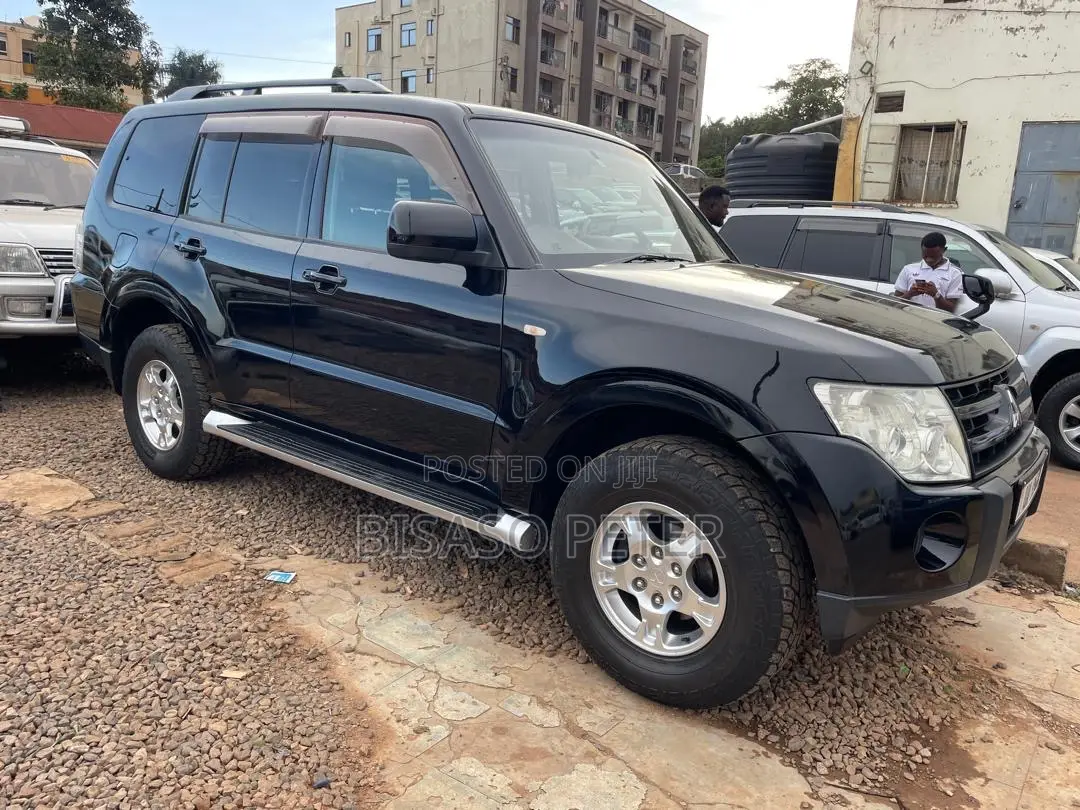 Mitsubishi Pajero 2008 Black