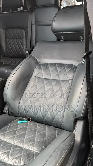 Toyota Land Cruiser 4.6 V8 ZX 2016 Black