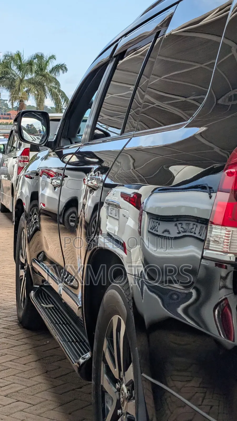 Toyota Land Cruiser 4.6 V8 ZX 2016 Black