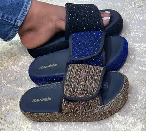 Women’S Fluffy Sandals
