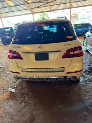 Mercedes-Benz M Class ML350 4dr SUV (3.5L 6cyl 7A) 2014 White