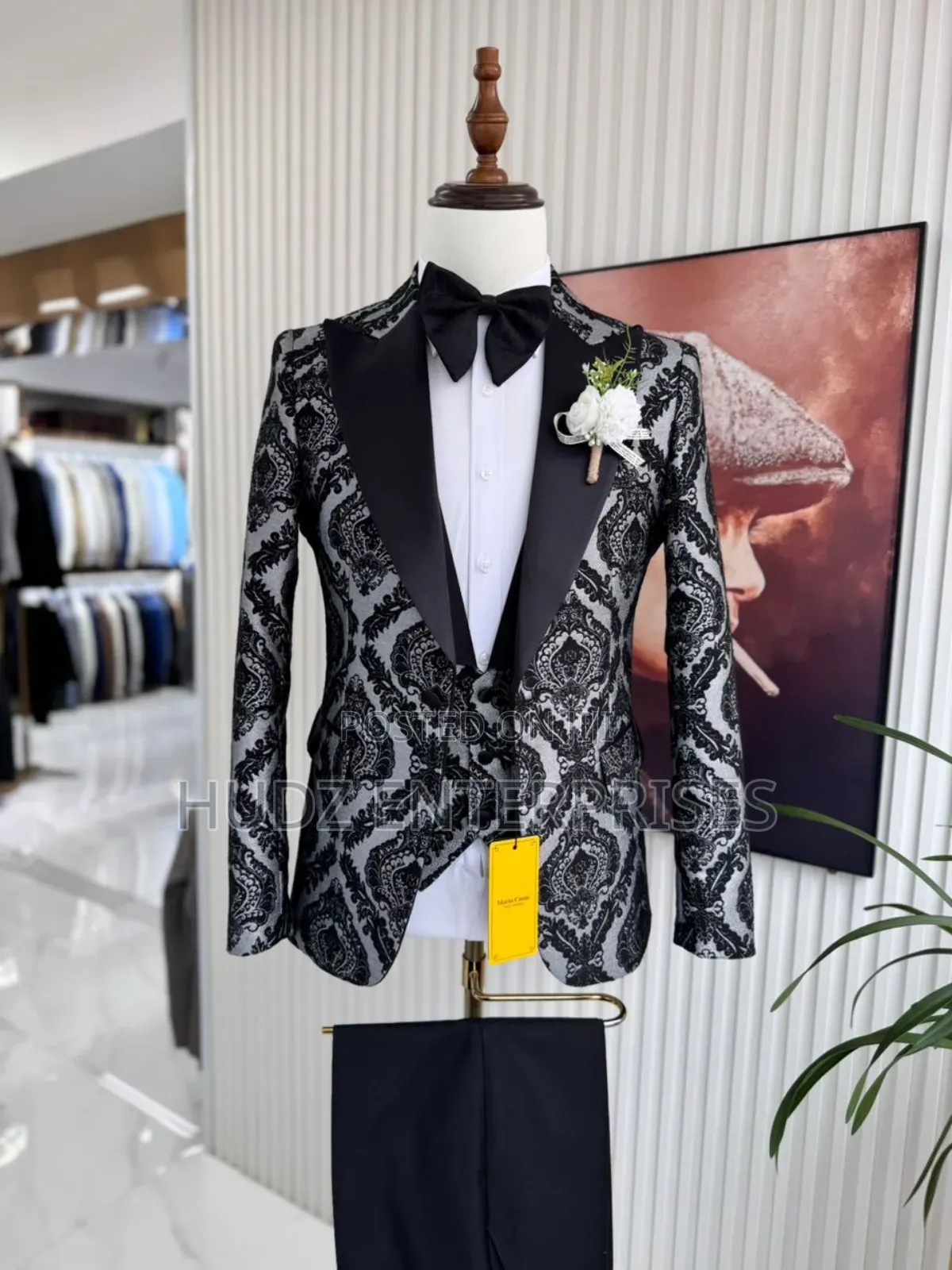 Super Celebrity Suit