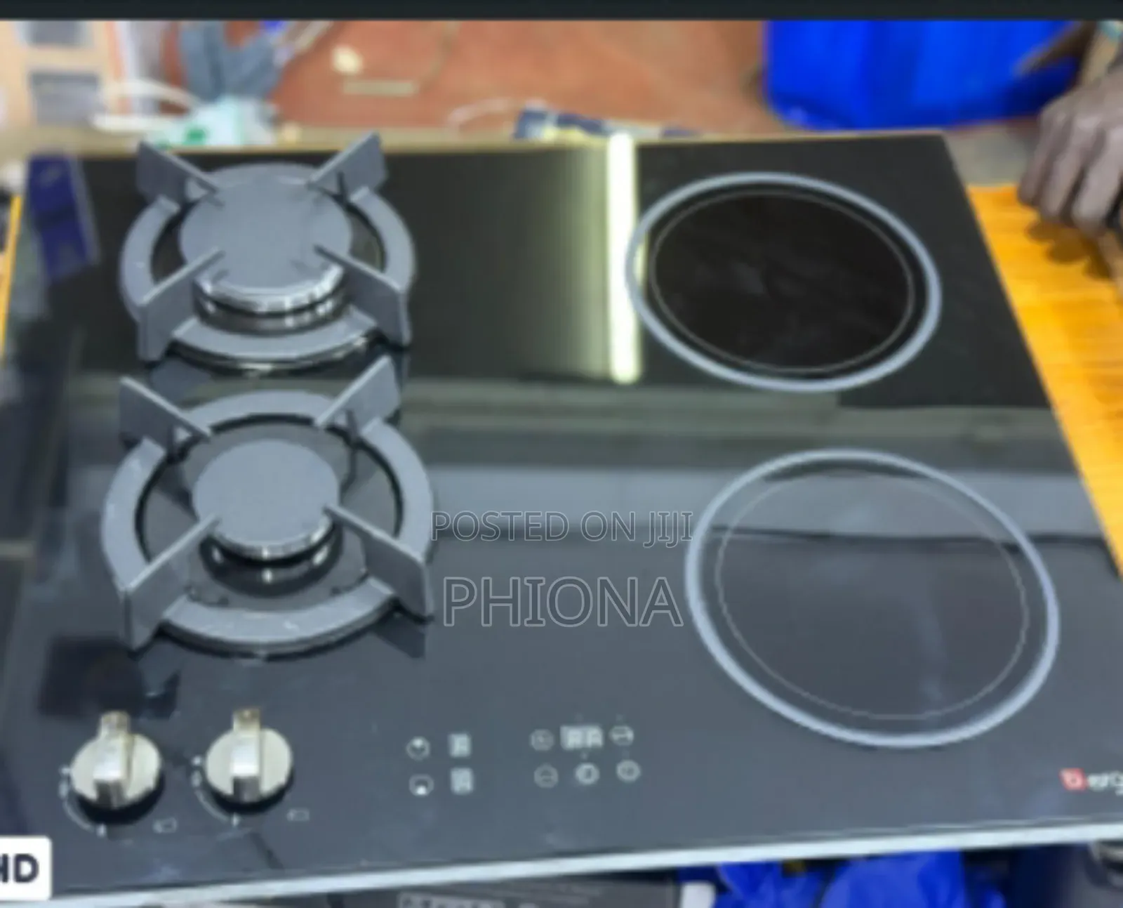 Bengomo With 2 Gas Burner and 2 Ceramic Hobs