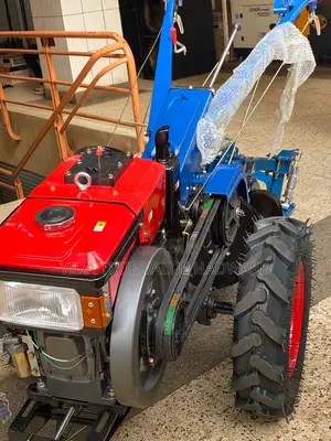 Water Cooled Engine Working Tractor