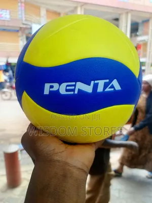 Penta Tubeless Original Volleyball.