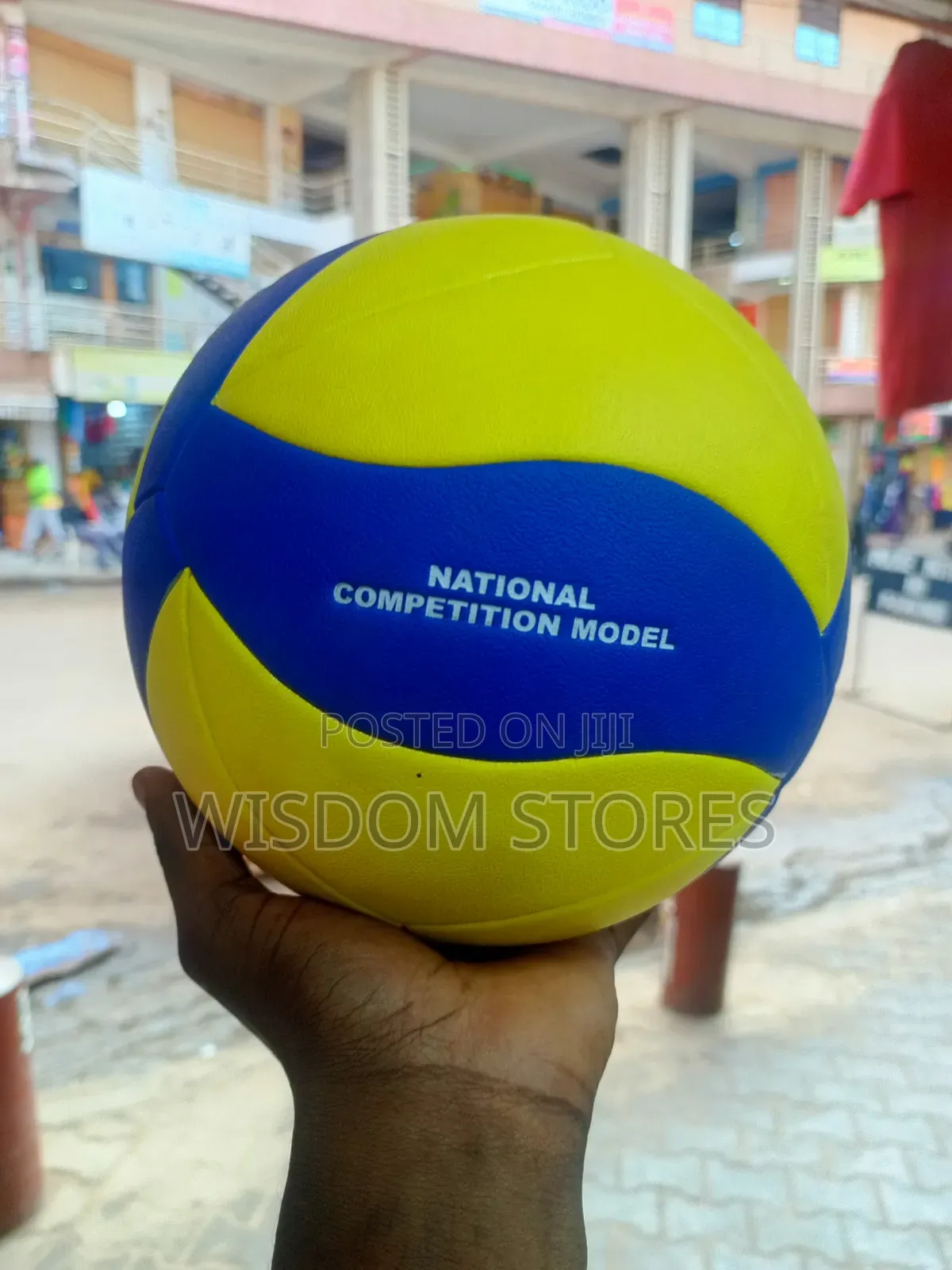 Penta Tubeless Original Volleyball.