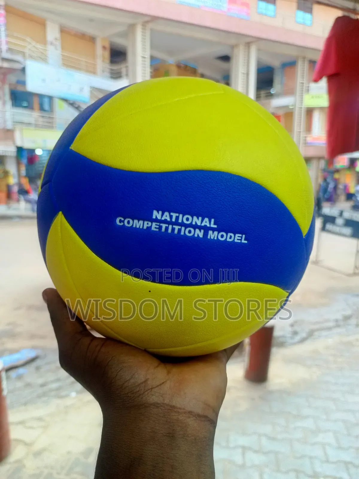 Penta Tubeless Original Volleyball.