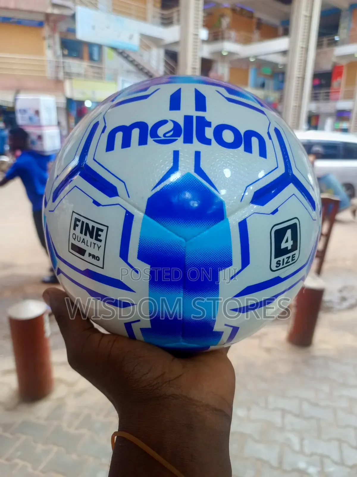 Molten Futsal Ball, Size 4 Model.