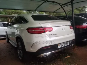 Mercedes-Benz GLE-Class GLE 350d 4MATIC 2016 White