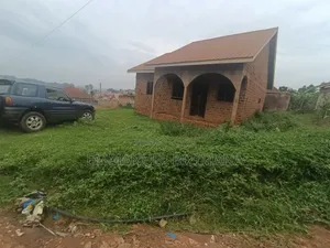 3bdrm House in Najjera, Central Division for sale