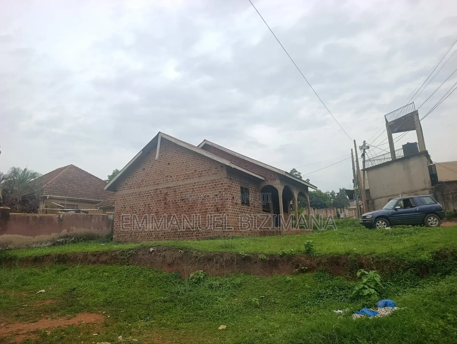 3bdrm House in Najjera, Central Division for sale