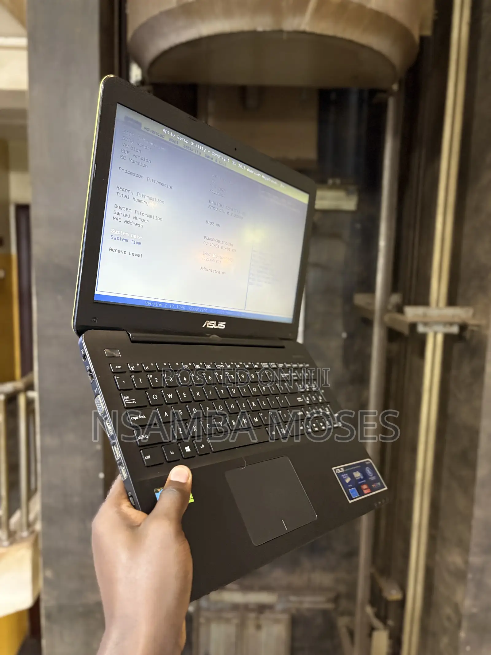 Laptop Asus ASUSPRO P2430UA 8GB Intel Core i5 HDD+SSD 500GB