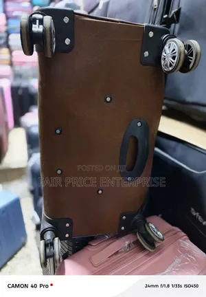 Executive Leather Suitcase. Extra Large Size