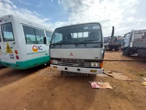 Mitshubishi Canter Double Chassis