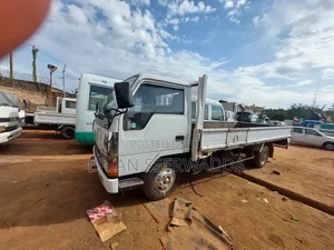 Mitshubishi Canter Double Chassis