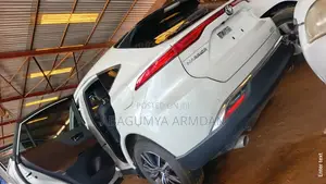 Toyota Harrier 2.0 4WD 2021 White