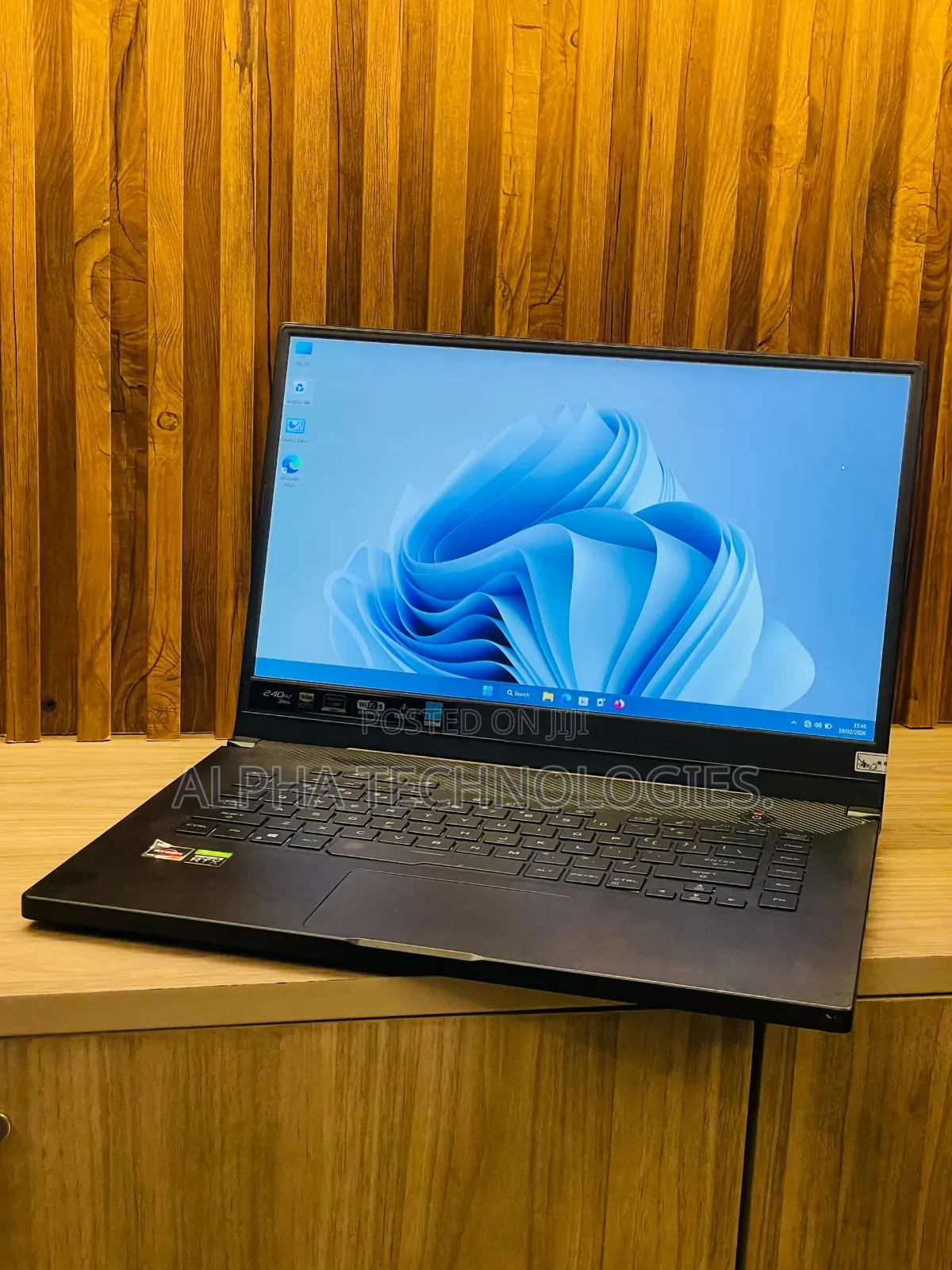 Laptop Asus ROG Zephyrus G15 24GB AMD Ryzen 7 SSD 1T