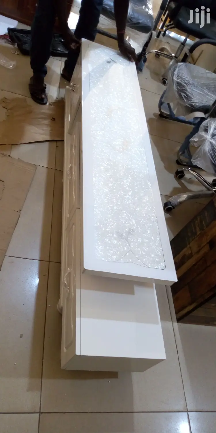 Executive Tv Stand Brand New