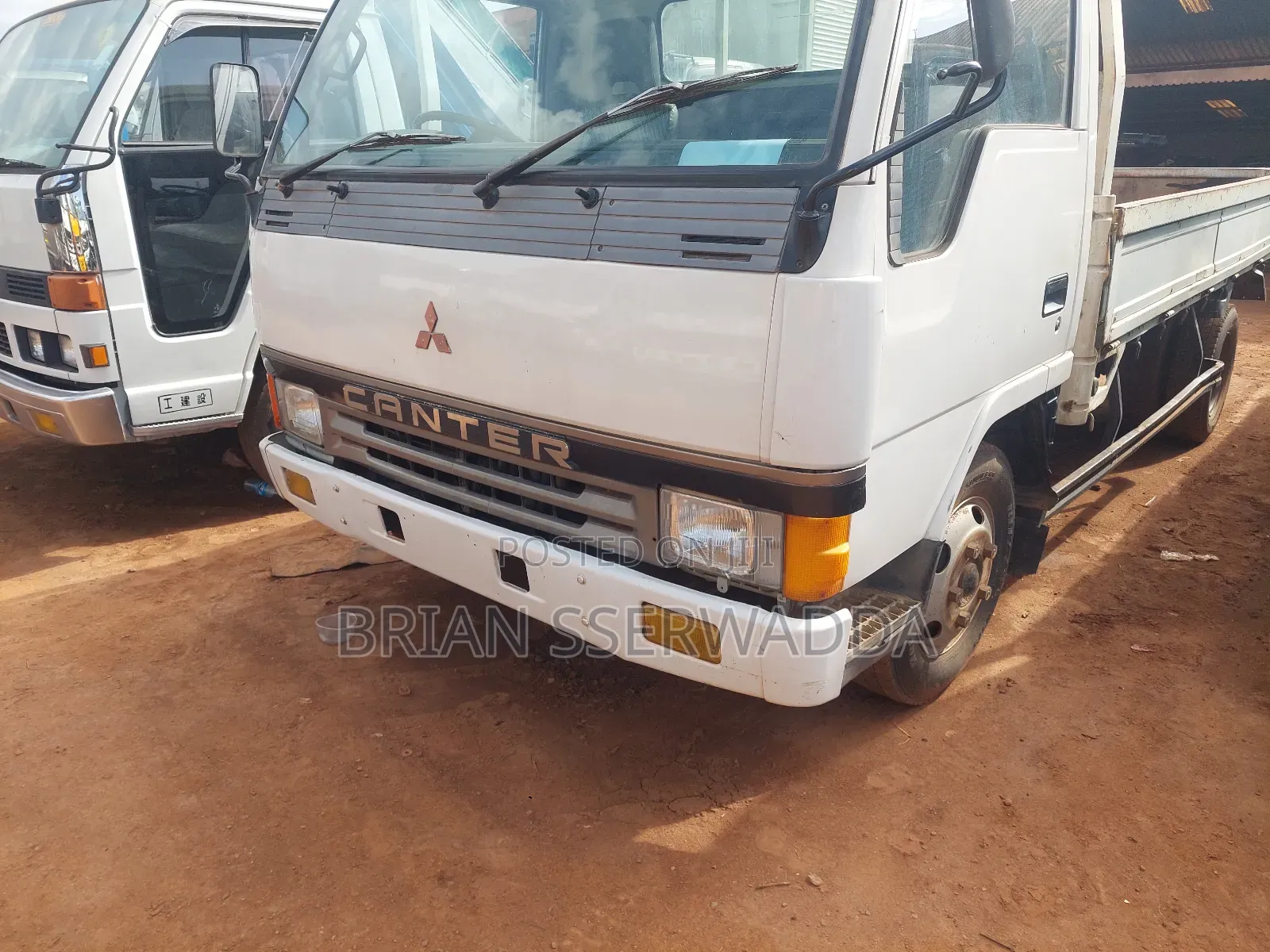 Mitshubishi Canter Double Chassis