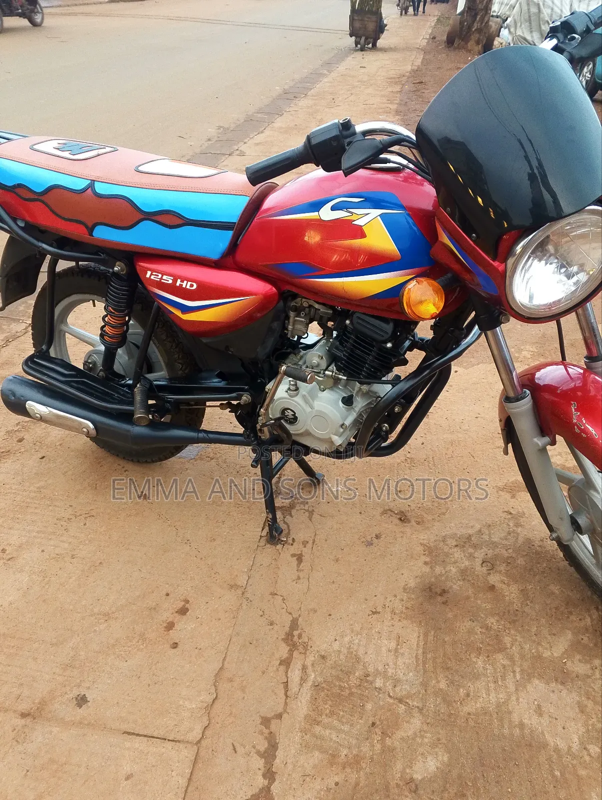 Bajaj Boxer 125 2024 Red