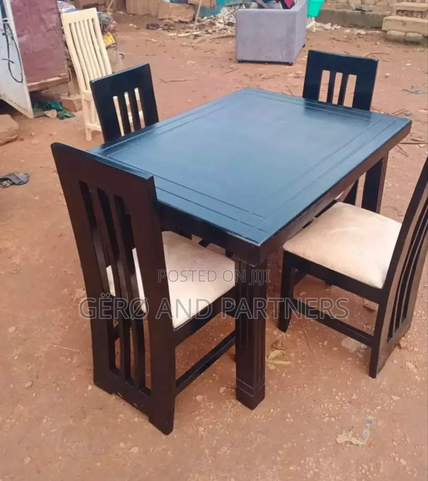 Everlasting Dining Set/Four Seater Dining Table