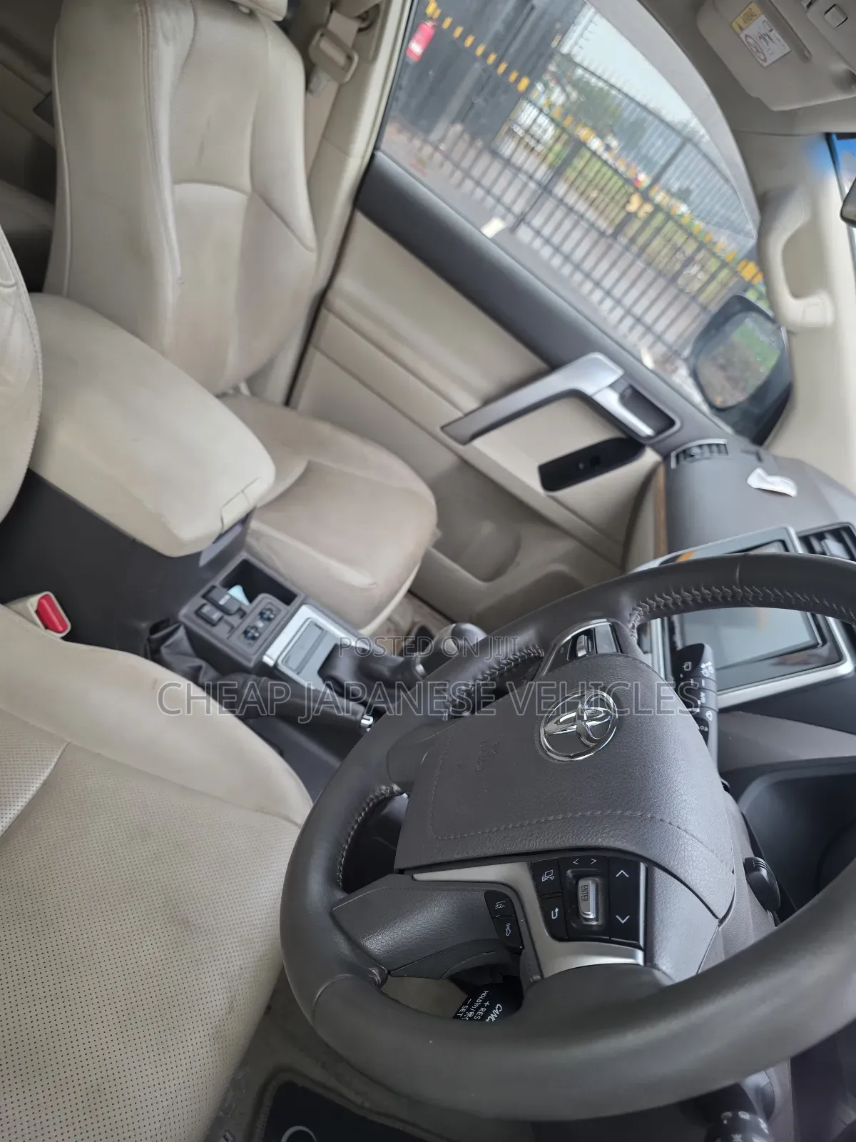 Toyota Land Cruiser Prado 2.7 2018 White