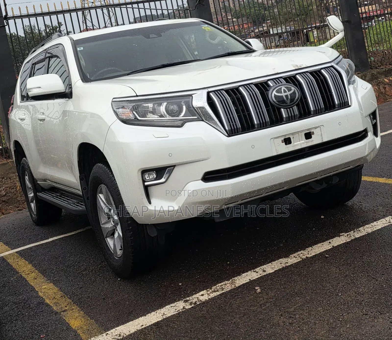 Toyota Land Cruiser Prado 2.7 2018 White