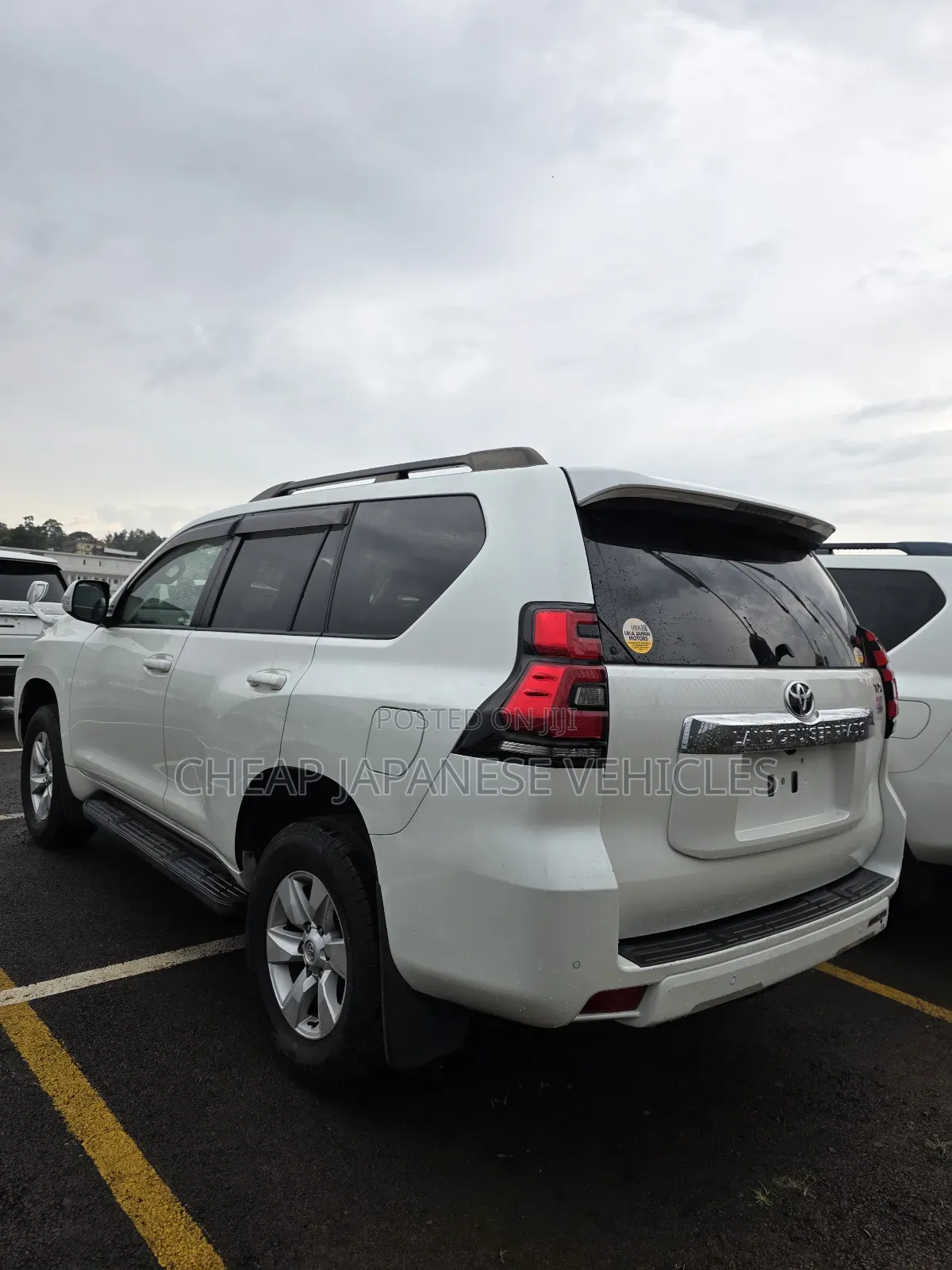 Toyota Land Cruiser Prado 2.7 2018 White