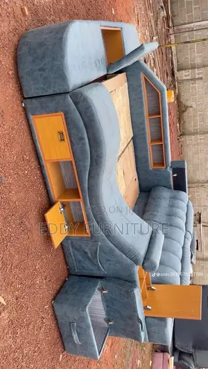 King Tramp Bed