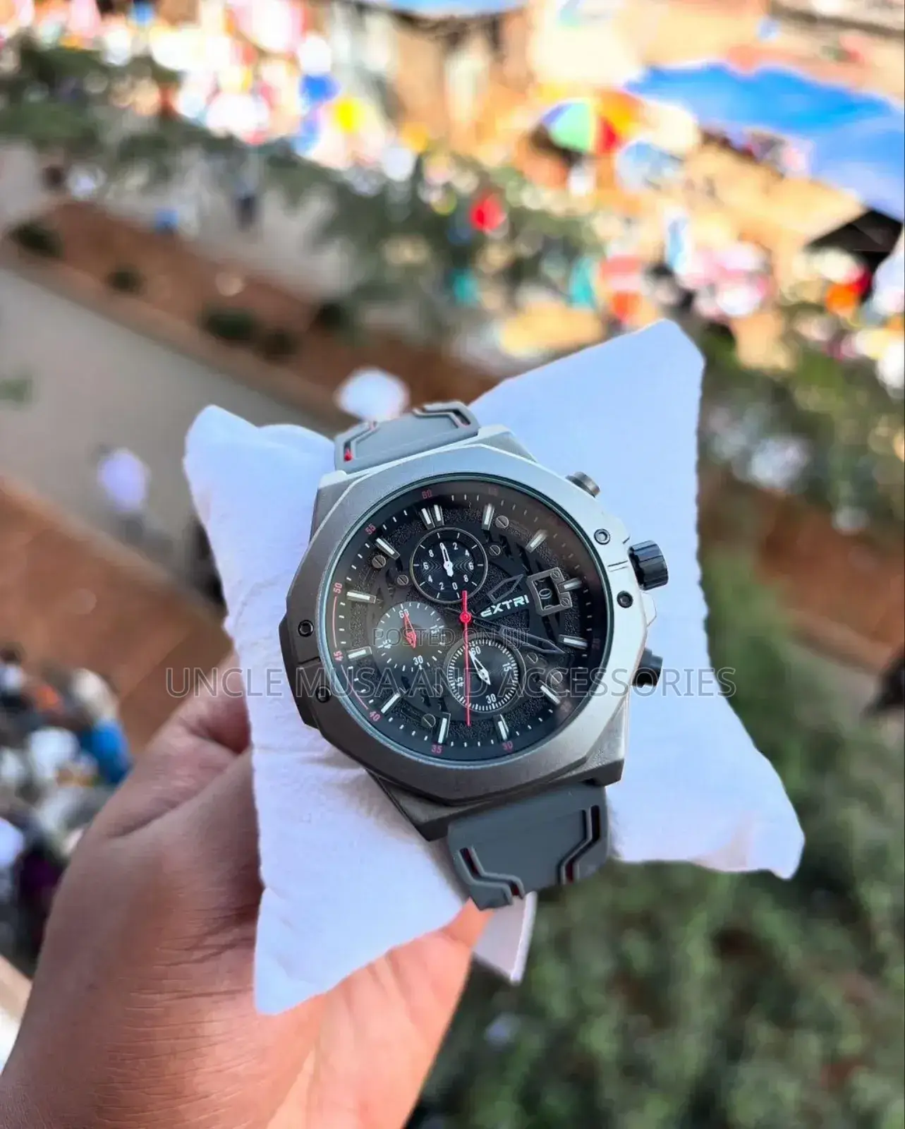 Extri Watch