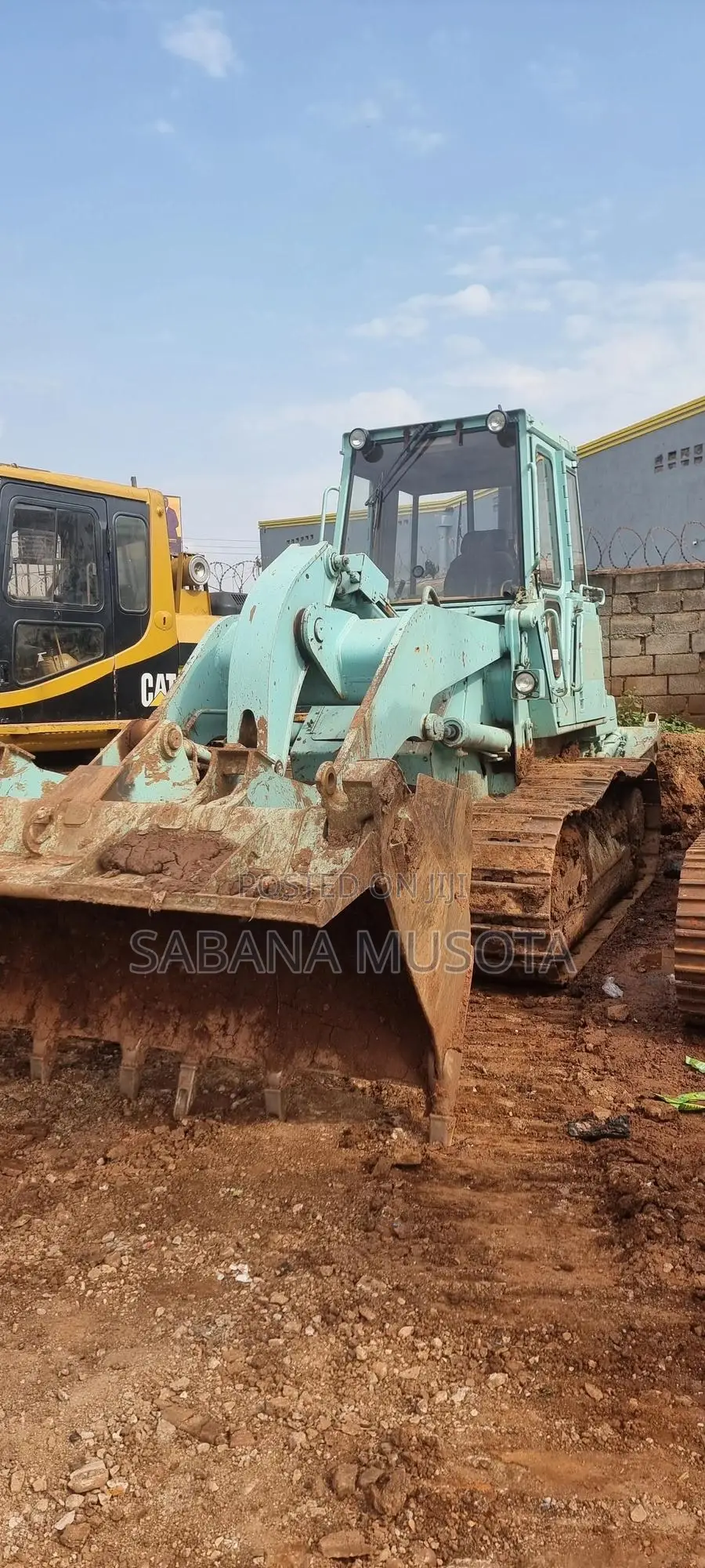Wheel Chain Loaders for Hire