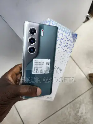 New Tecno Camon 40 Pro 5G 256 GB Green