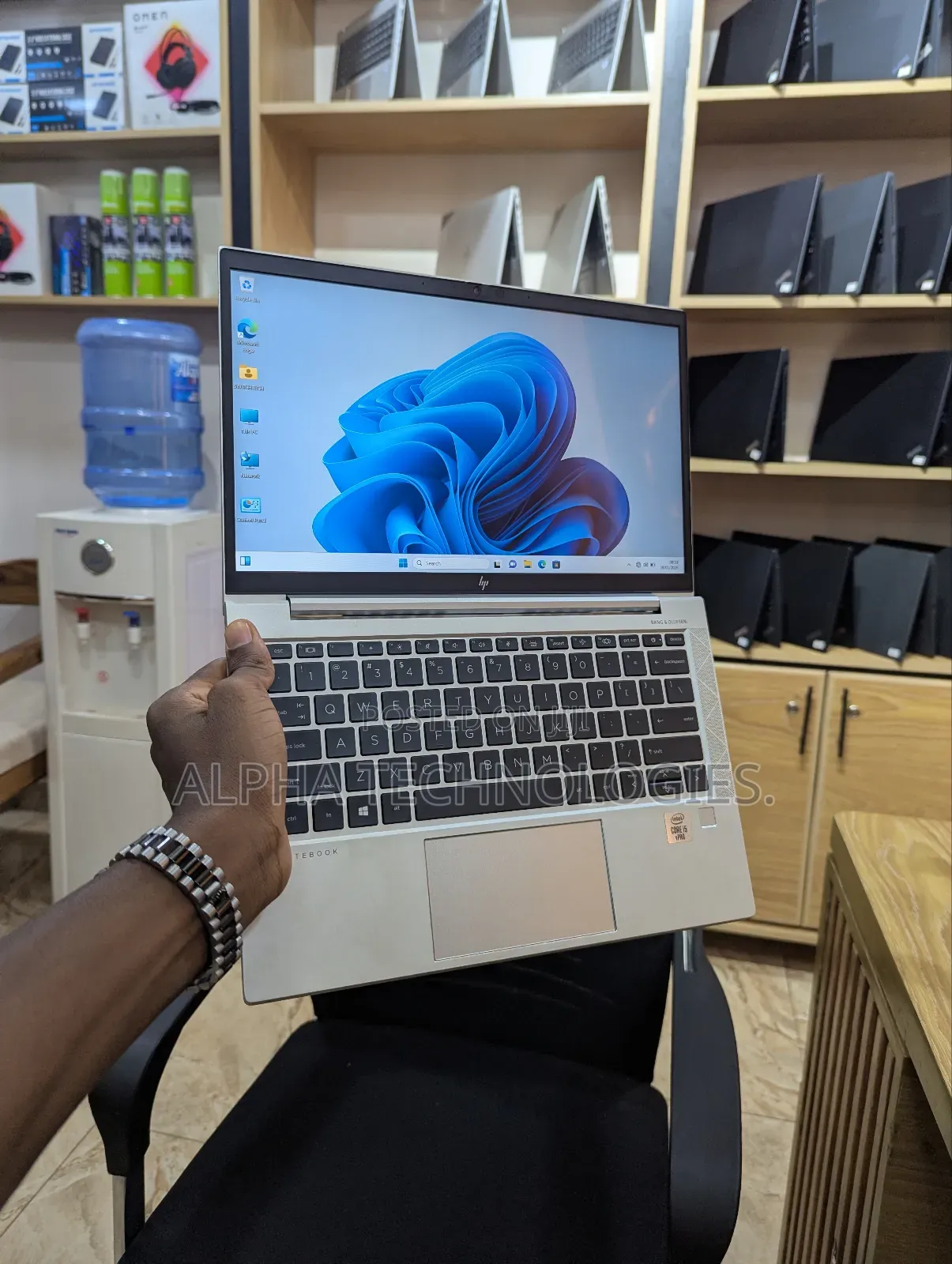 Laptop HP EliteBook 830 G7 8GB Intel Core i5 SSD 256GB