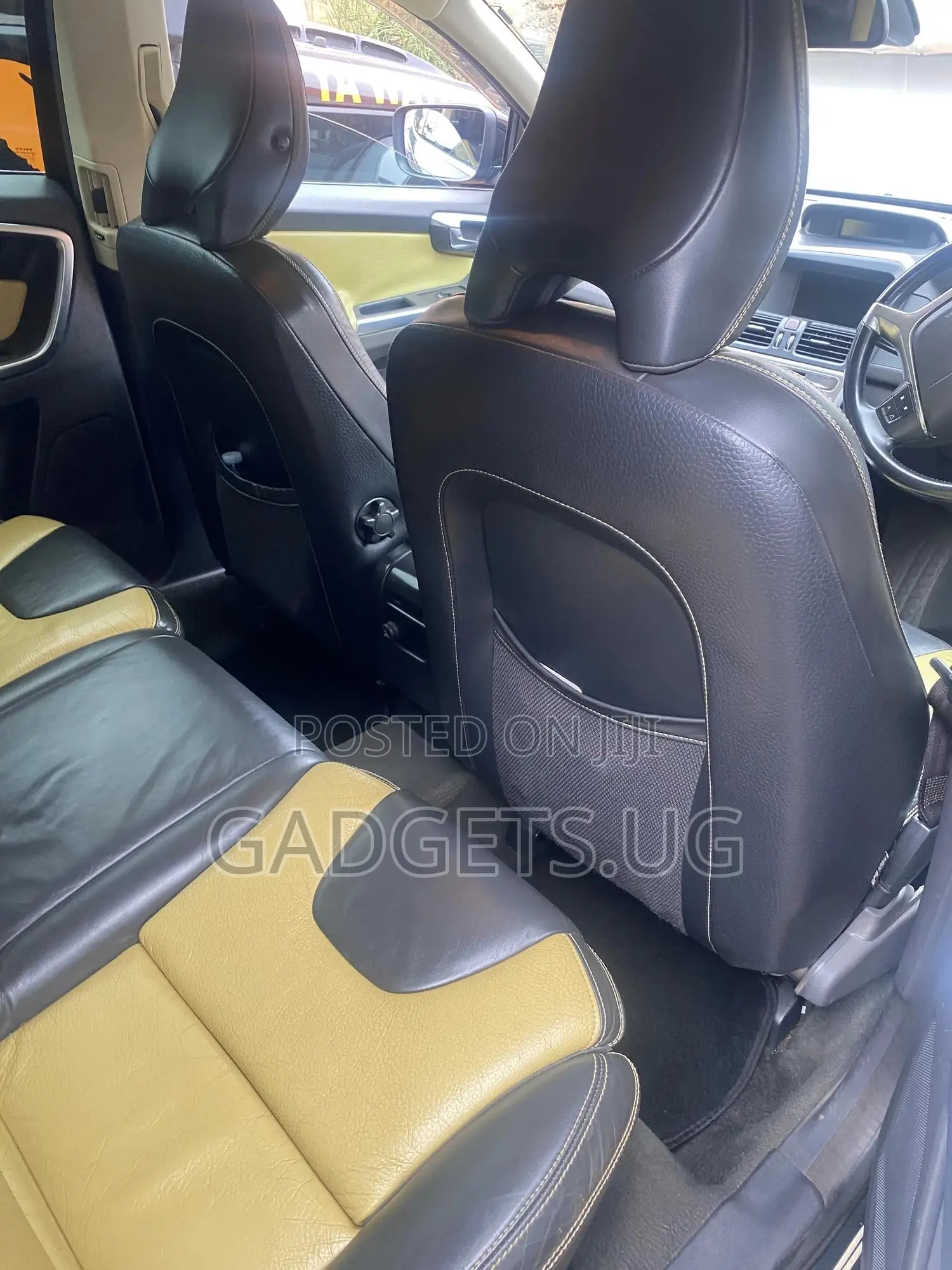 Volvo XC60 2010 Black