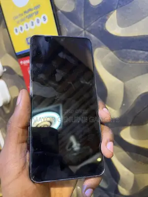 Samsung Galaxy S21 5G 128 GB Black