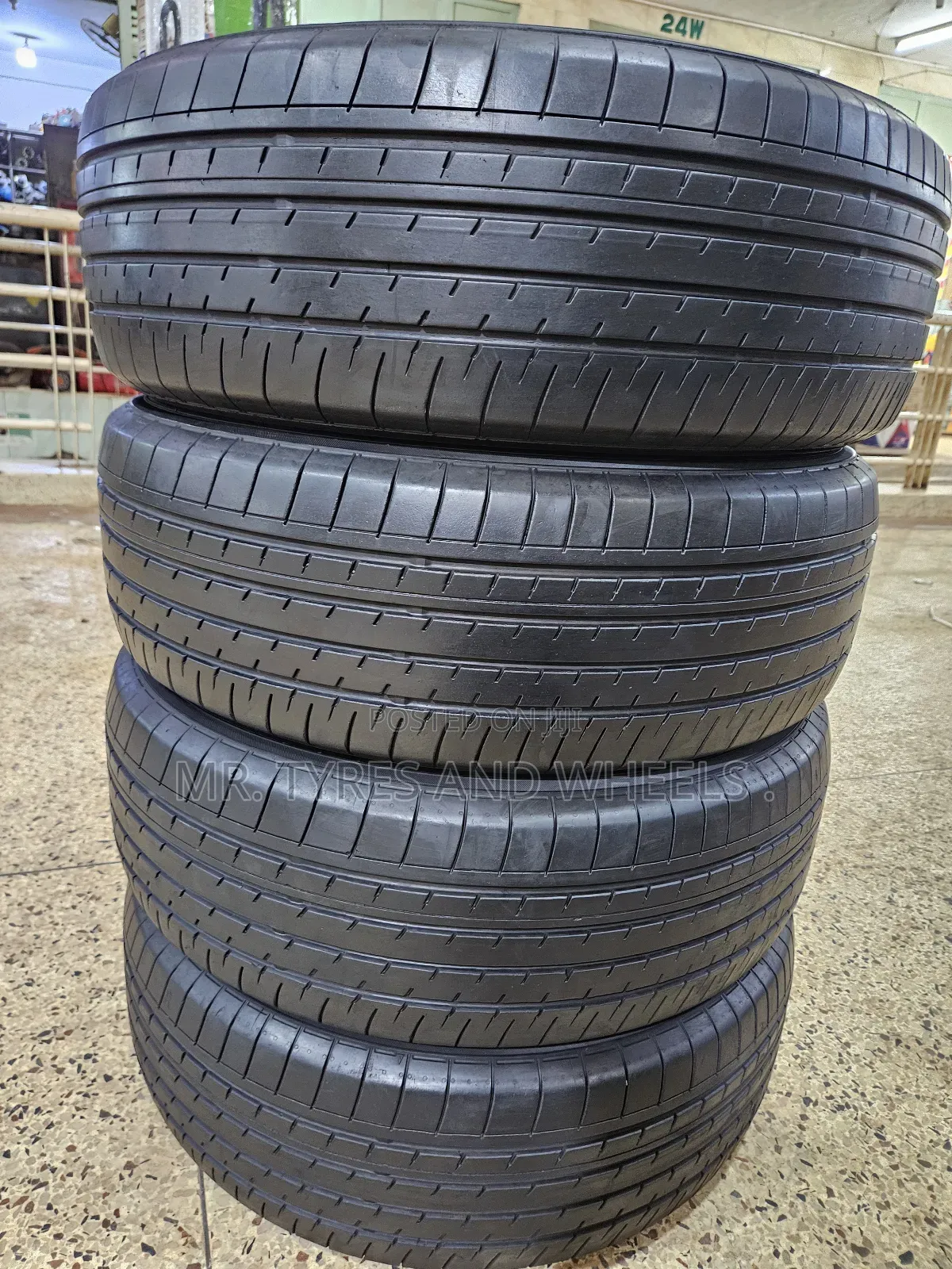 Its A Set Of 4 Tires 225 65 R17 Yokohama Brand Order We Deliver.