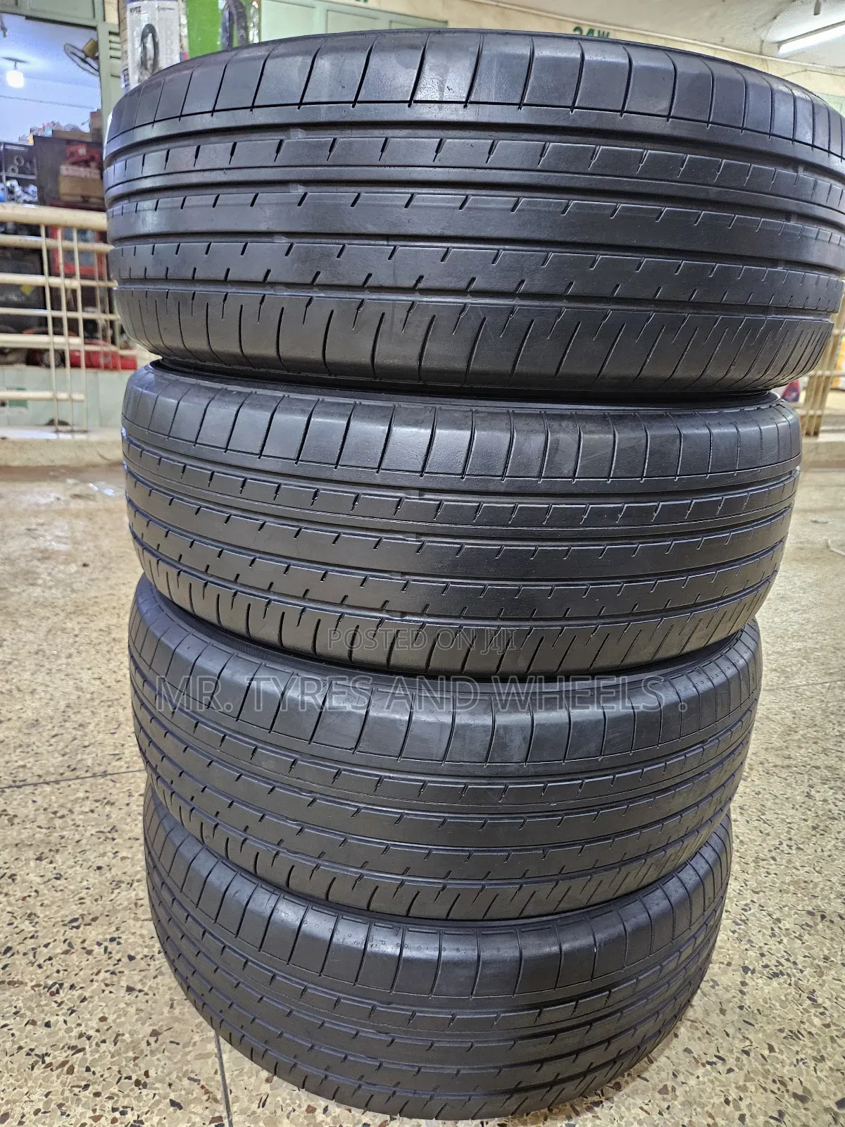 Its A Set Of 4 Tires 225 65 R17 Yokohama Brand Order We Deliver.