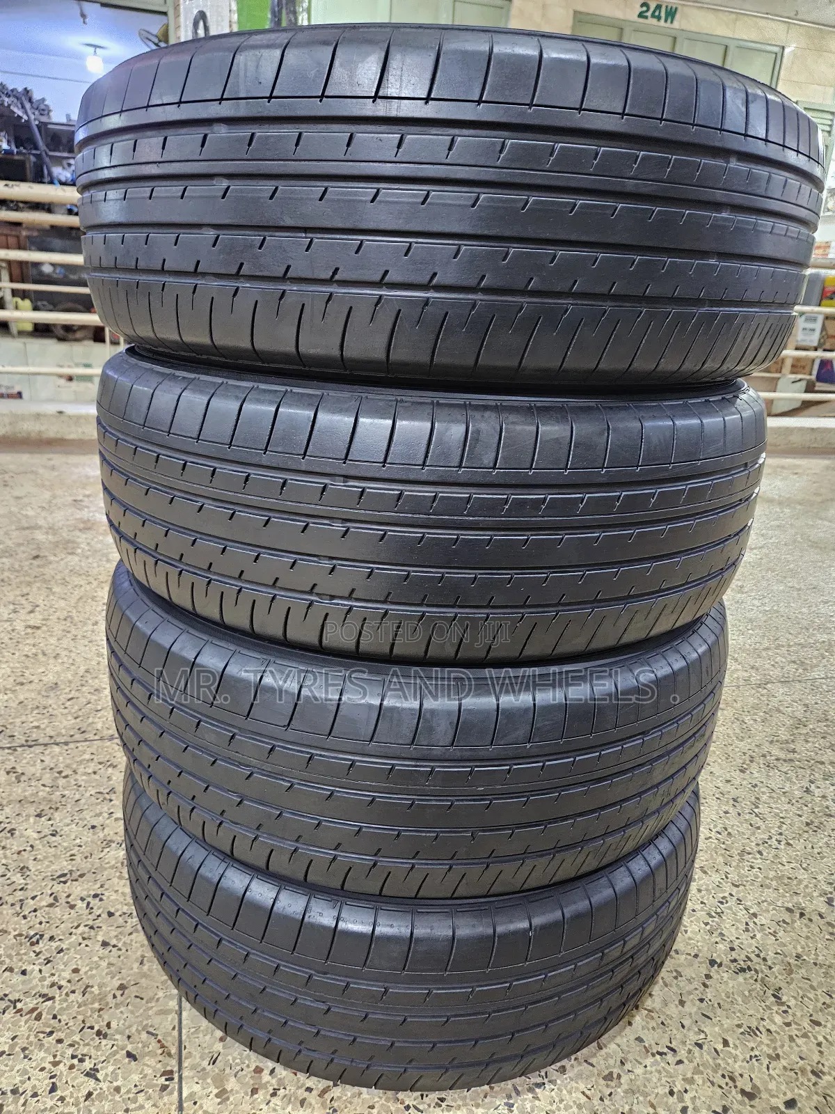 Its A Set Of 4 Tires 225 65 R17 Yokohama Brand Order We Deliver.