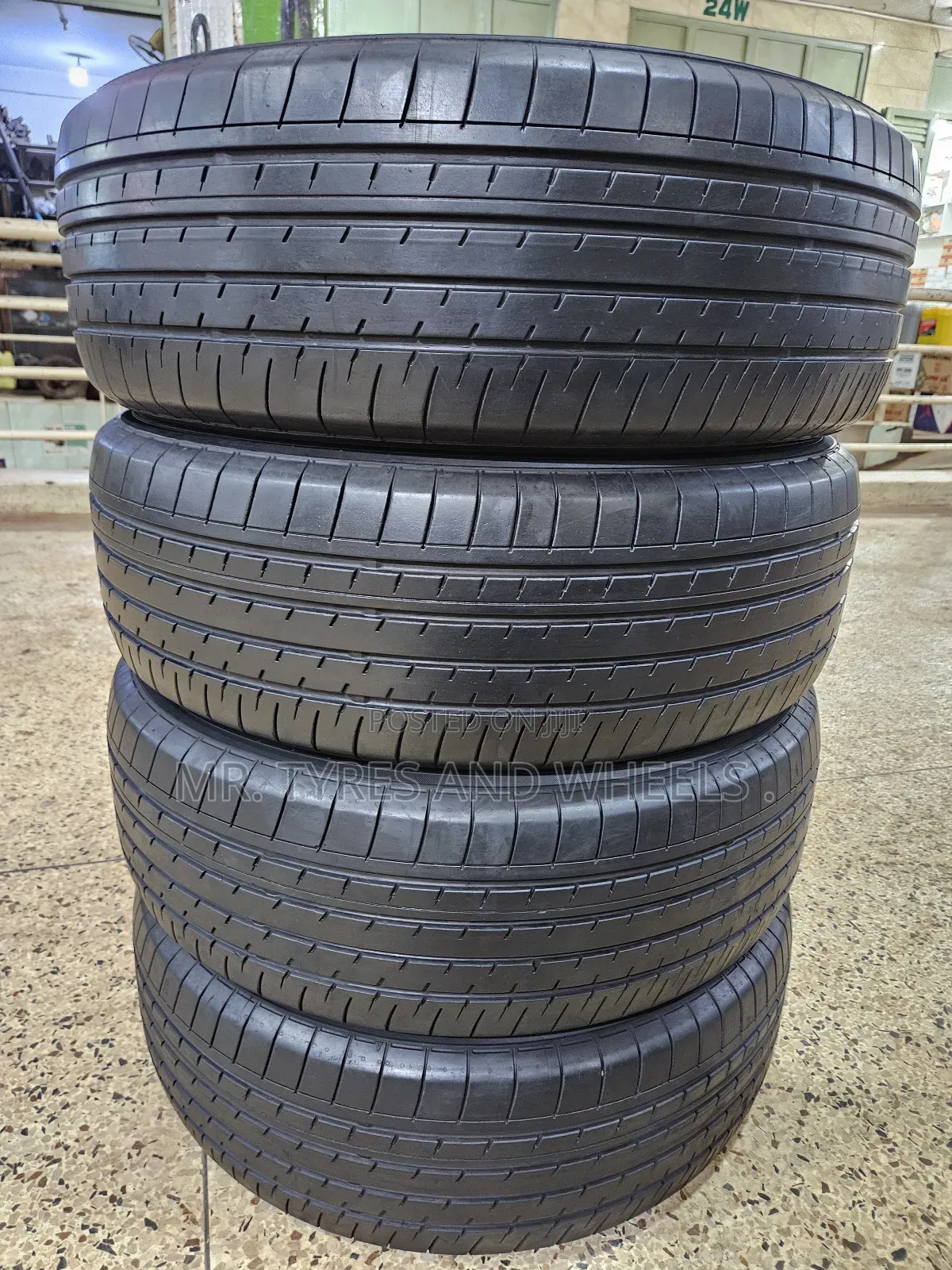 Its A Set Of 4 Tires 225 65 R17 Yokohama Brand Order We Deliver.