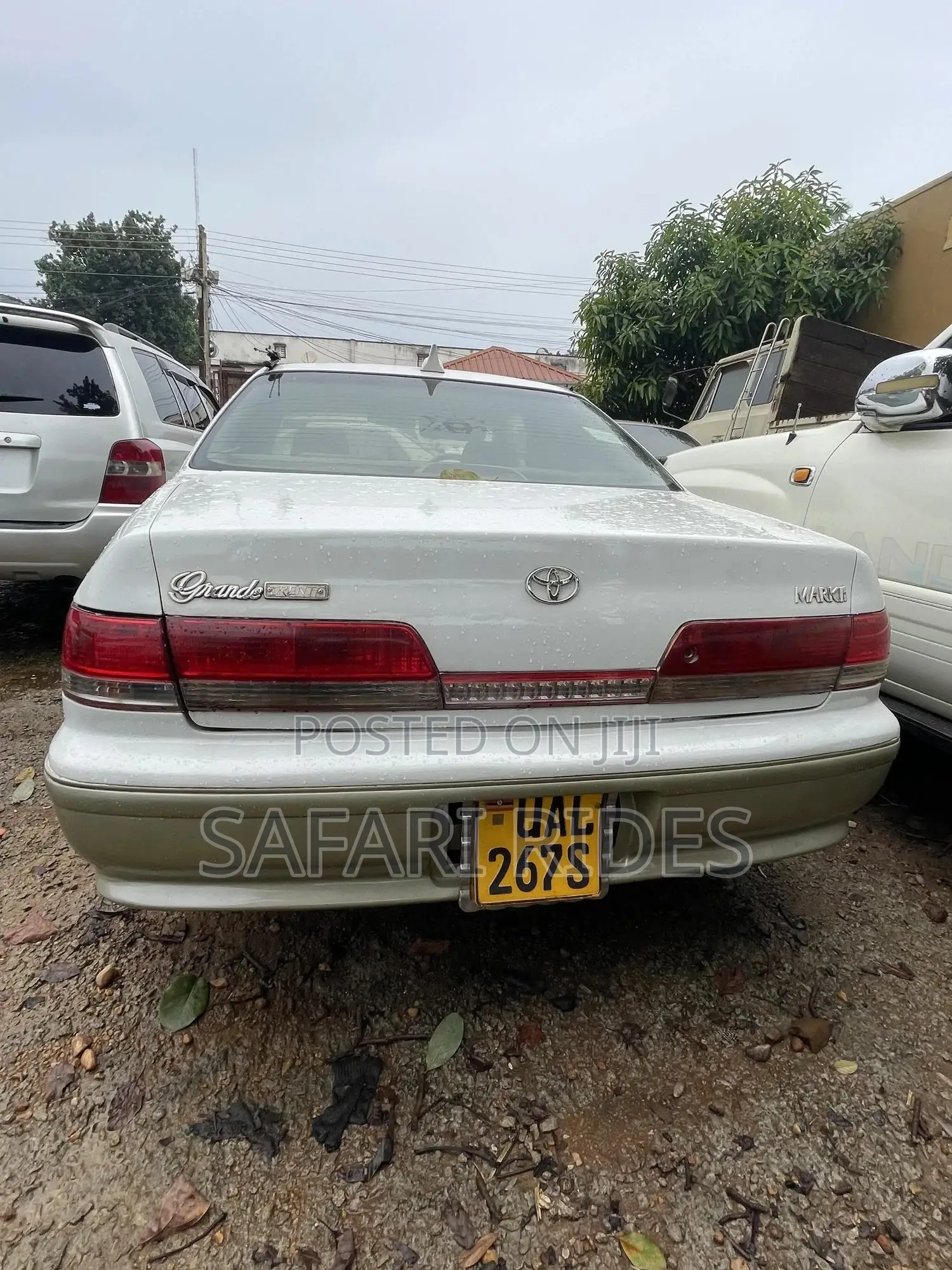 Toyota Mark II 2000 White