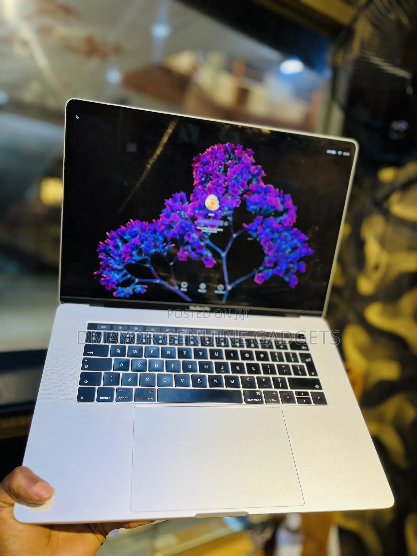 Laptop Apple MacBook Pro 2015 8GB Intel Core i7 SSD 256GB
