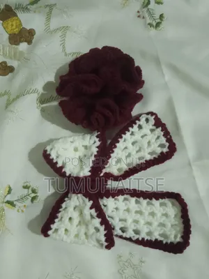 Crochet Hair Bows And Hair Scrunchy
