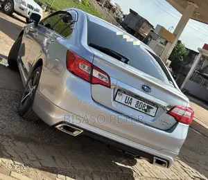 Subaru Legacy 2.5i Premium AWD 2017 Silver