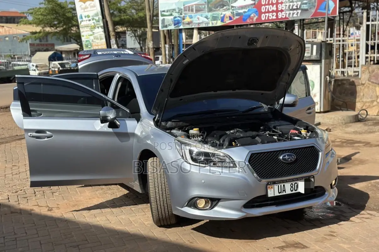 Subaru Legacy 2.5i Premium AWD 2017 Silver