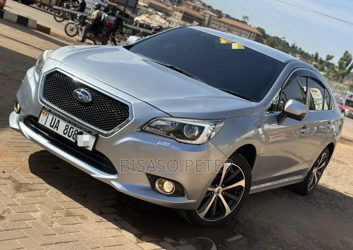 Subaru Legacy 2.5i Premium AWD 2017 Silver