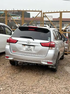 Toyota Corolla Fielder 1.5 Petrol FWD 2015 Silver