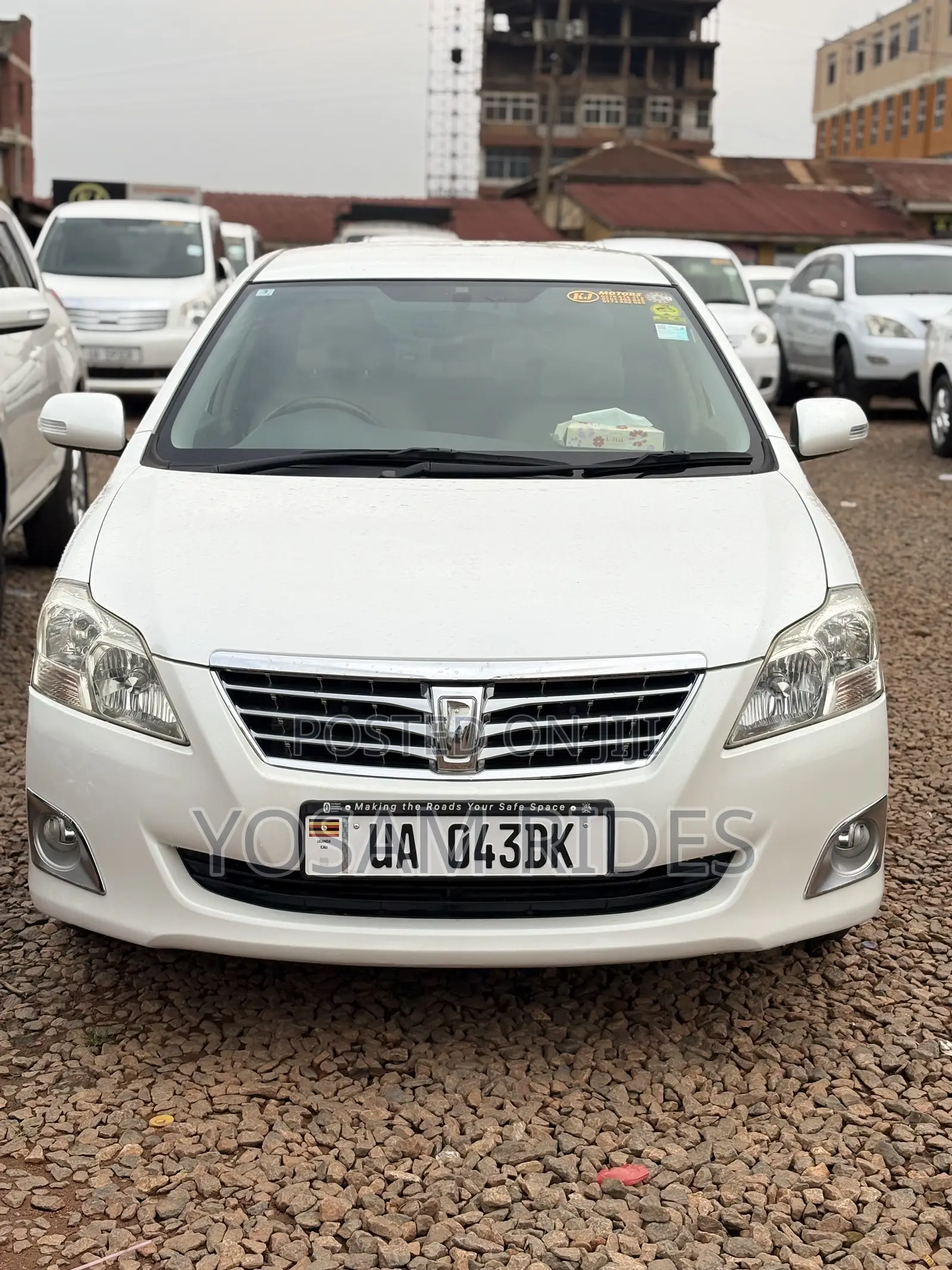 Toyota Premio 1.8 FWD 2013 White