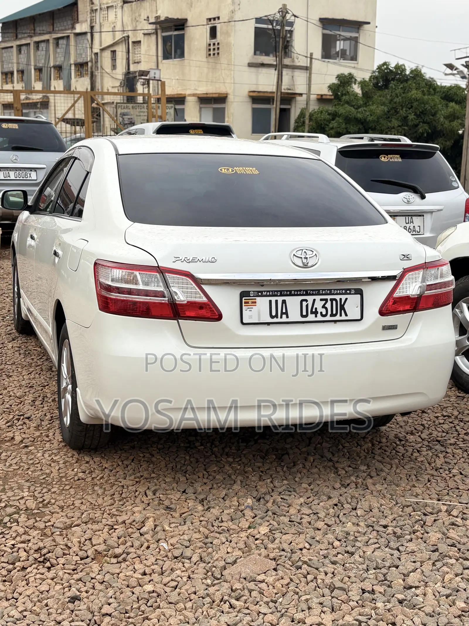 Toyota Premio 1.8 FWD 2013 White
