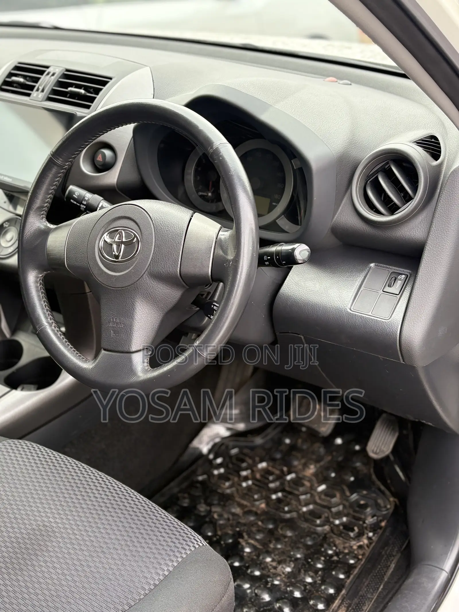 Toyota RAV4 4x4 2009 White